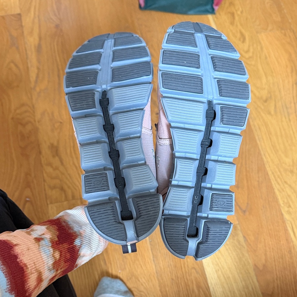 On Running Pink and Gray Athletic Shoes - Picture 5 of 5
